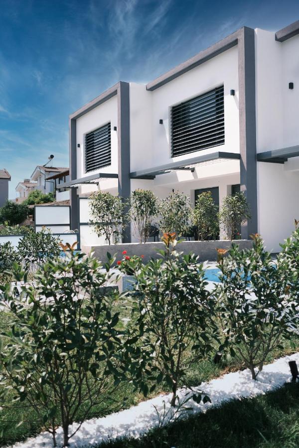Cobalt Aqua Villa Nea Iraklitsa Buitenkant foto